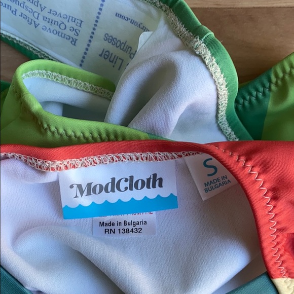 Modcloth multicolored One-Piece woman’s Swimsuit - Picture 3 of 8